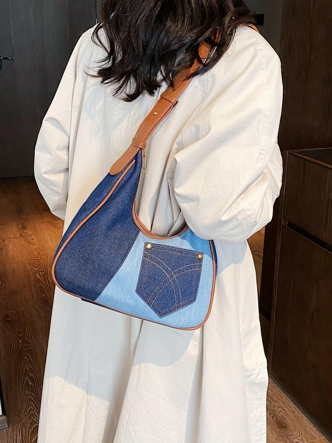Color Block Adjustable Strap Shoulder Bag.