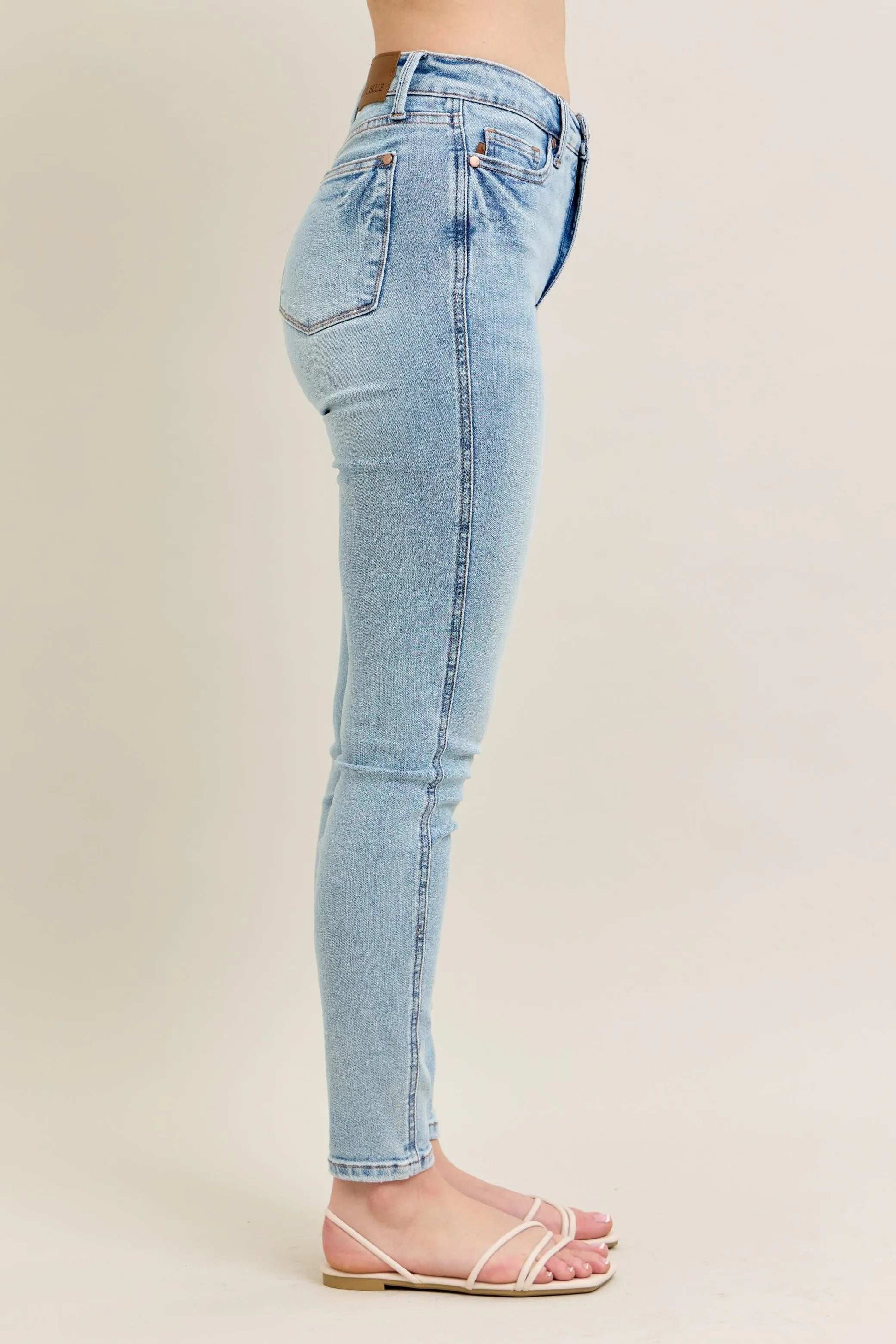 Judy Blue Full Size Mr Tummy Control Vintage Wash Skinny Jeans Plus Size - Premium Women / Jeans & Denim from Trendsi - Just $64.99! Shop now at Handbags Specialist Headquarter