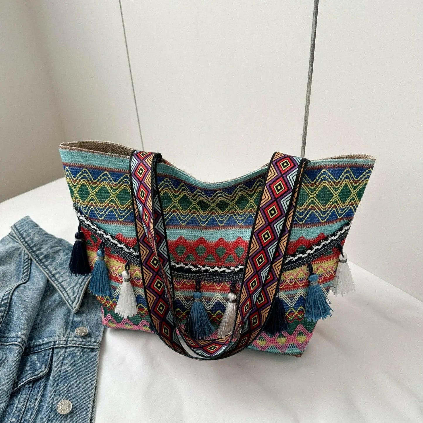 Printed Tassel Detail Tote Bag.