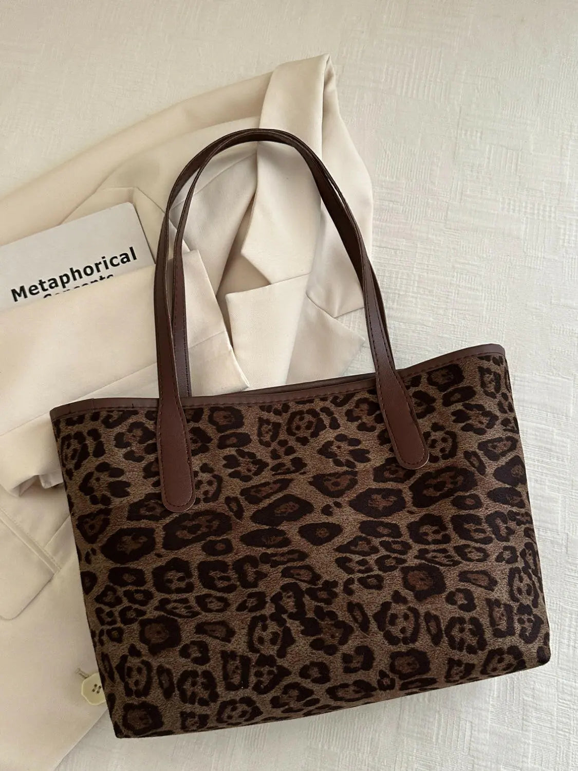 Leopard Polyester Tote Bag.