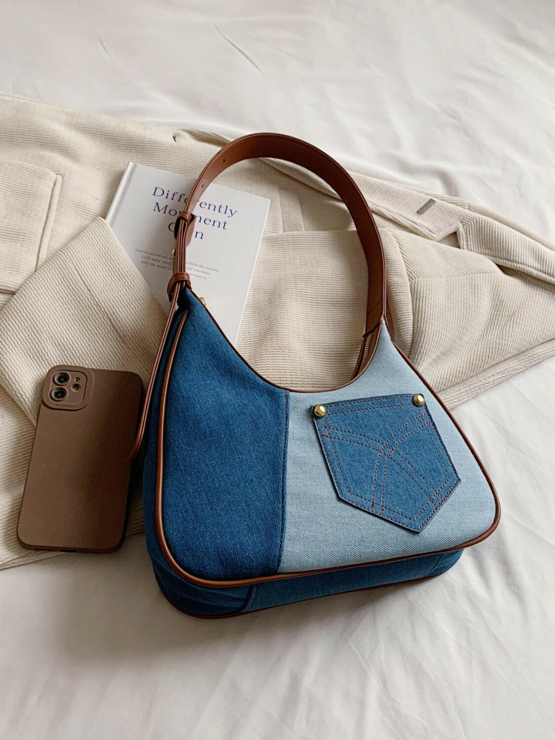Color Block Adjustable Strap Shoulder Bag.