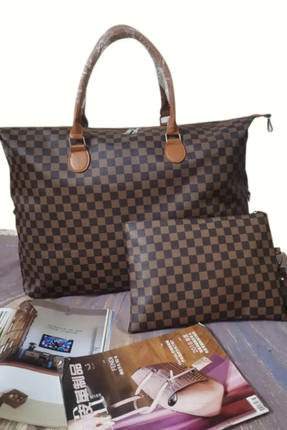Checkered Two-Piece Bag Set.