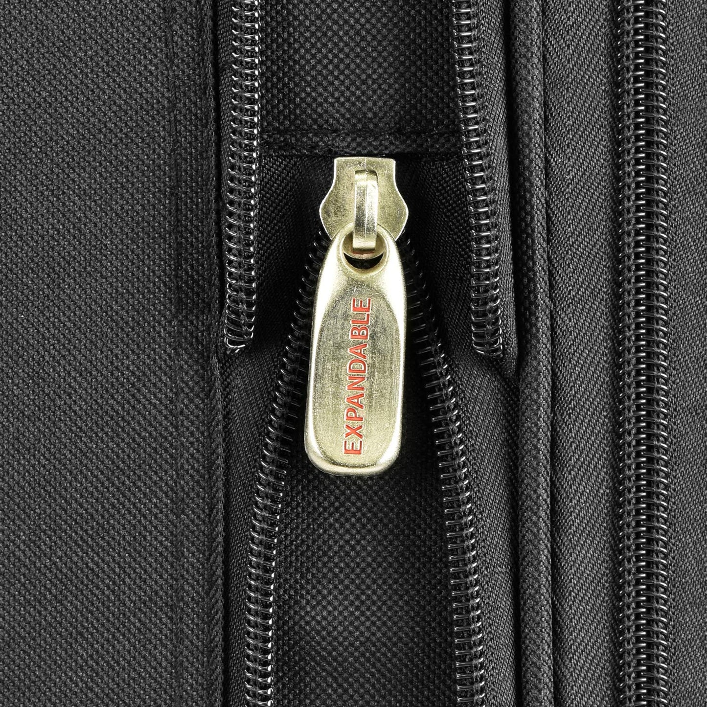 U.S. Traveler New Yorker Expandable Luggage Set