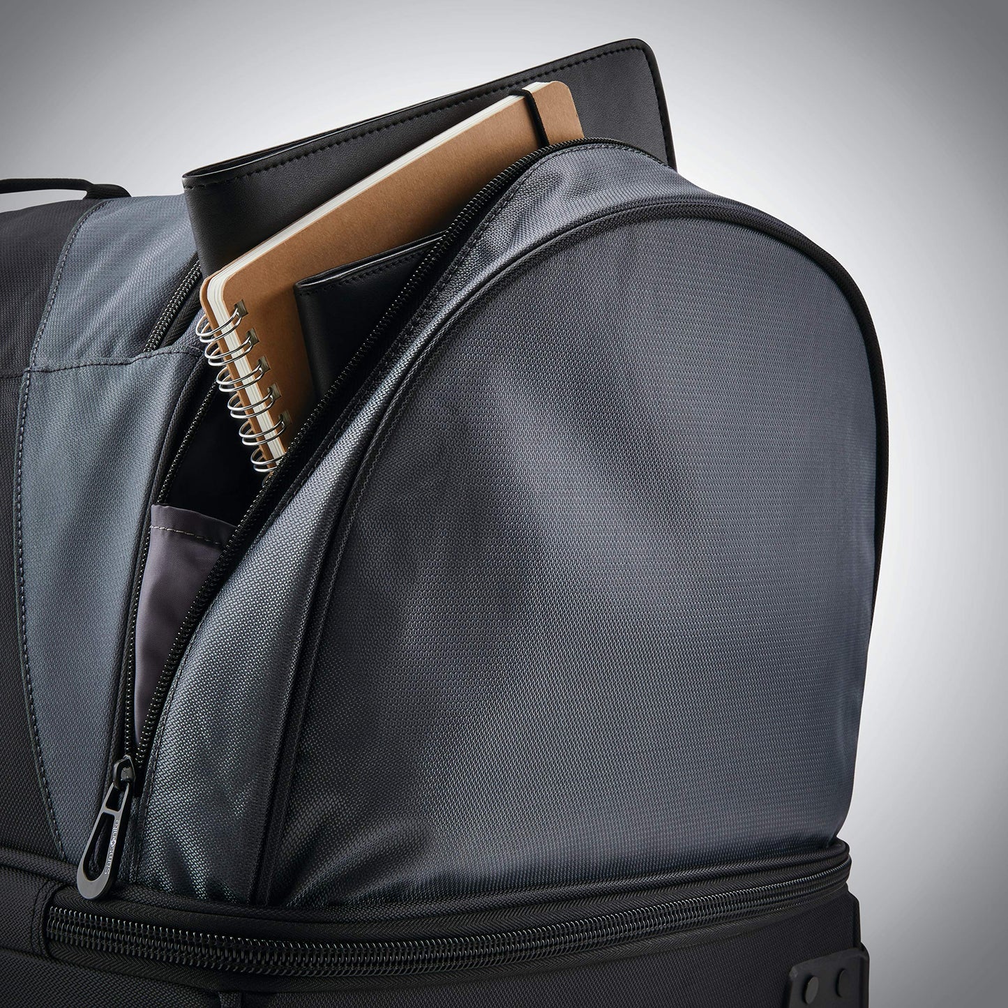Andante 2 Rolling Duffel - 22 Sleek Black Travel Bag