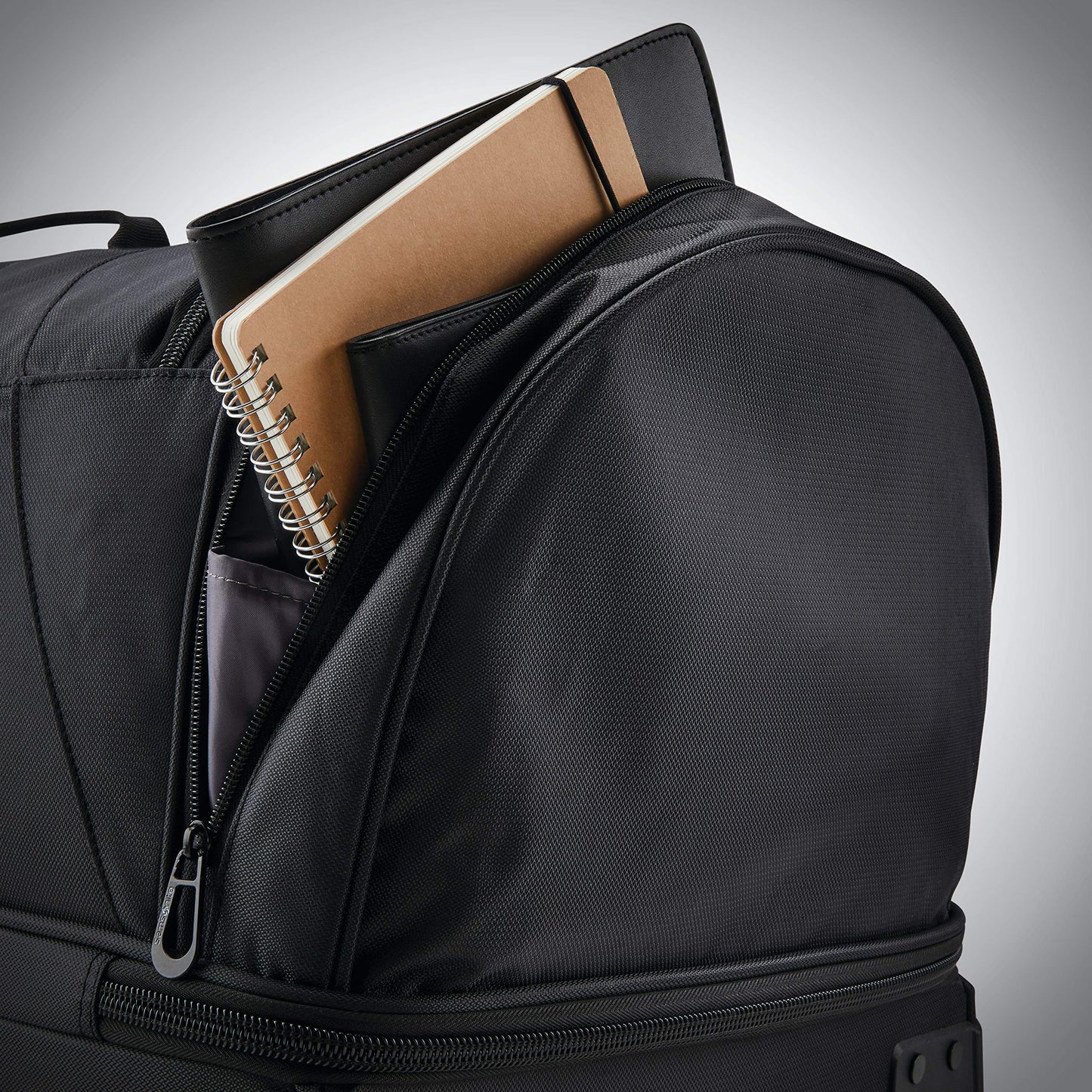 Andante 2 Rolling Duffel - 22 Sleek Black Travel Bag