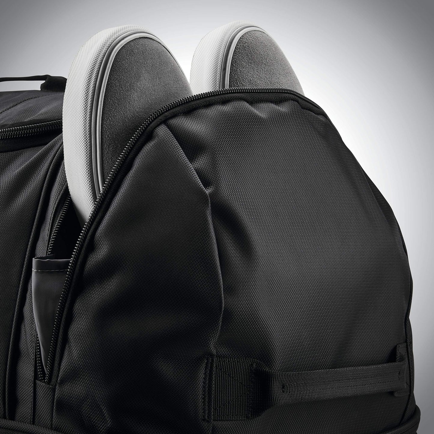 Andante 2 Rolling Duffel - 22 Sleek Black Travel Bag