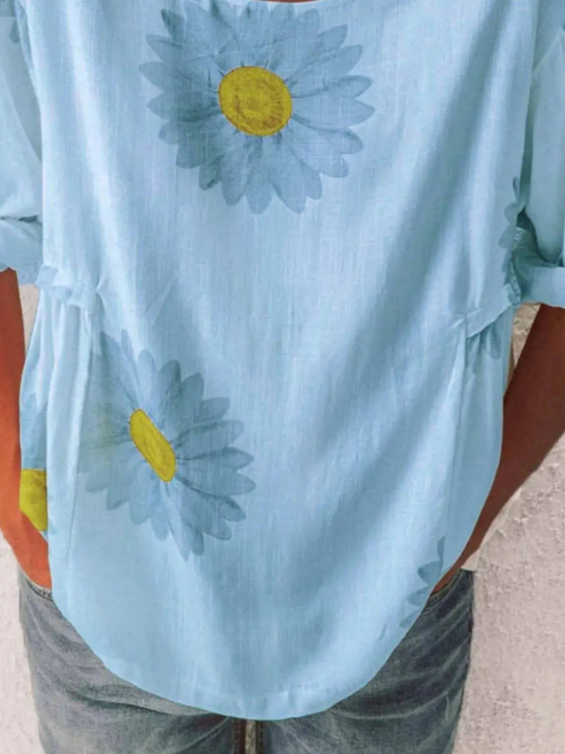 Full Size Flower Round Neck Half Sleeve T-Shirt Plus Size.
