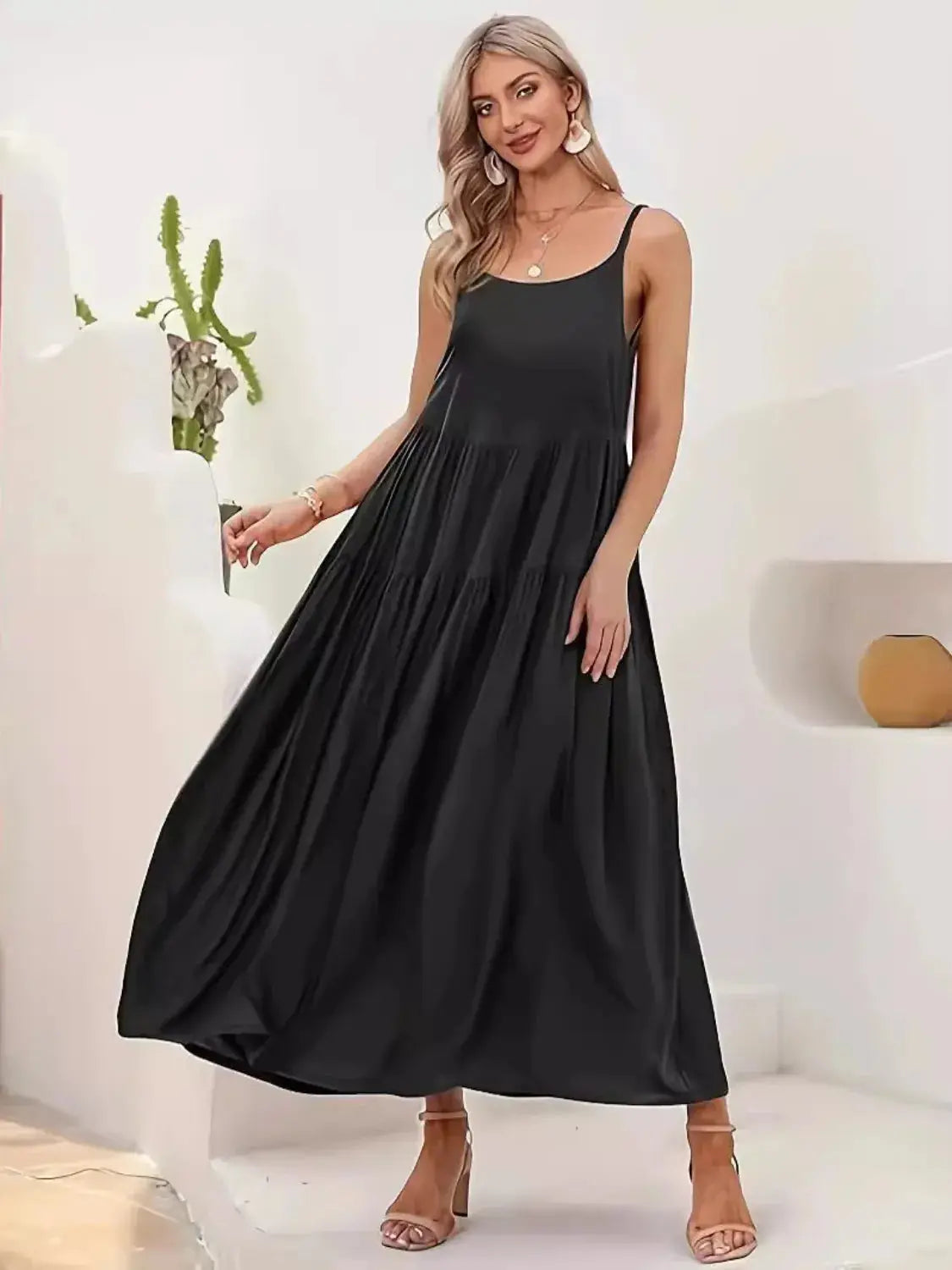 Plus Size Scoop Neck Sleeveless Midi Cami Dress.
