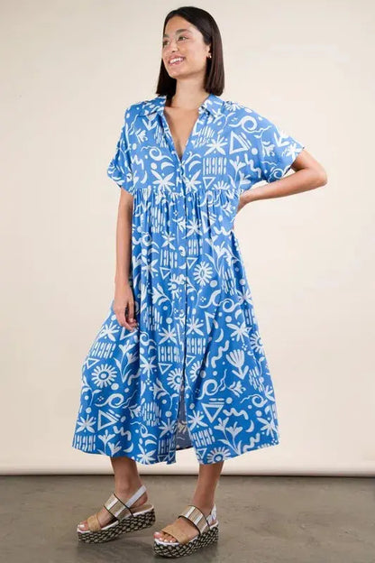 VERY J Plus Size Oversized Printed Shirt Midi Dress.