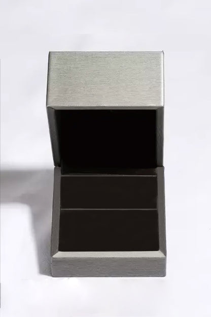 051932914b0f4f99808d066357b68e5b-Max