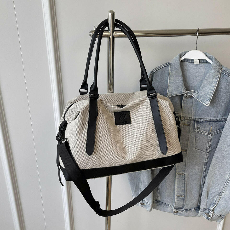 Contrast Travel Bag - Premium Luggage Travel Bags from Trendsi - Just $36.99! Shop now at Handbags Specialist Headquarter