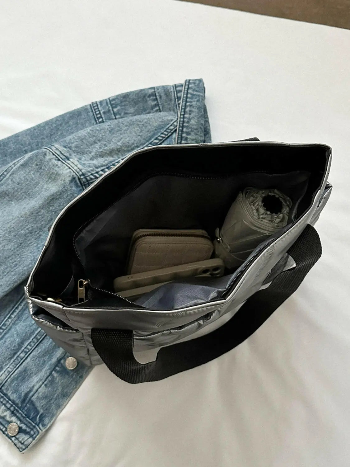 Solid Color Tote Bag with Side Pockets.
