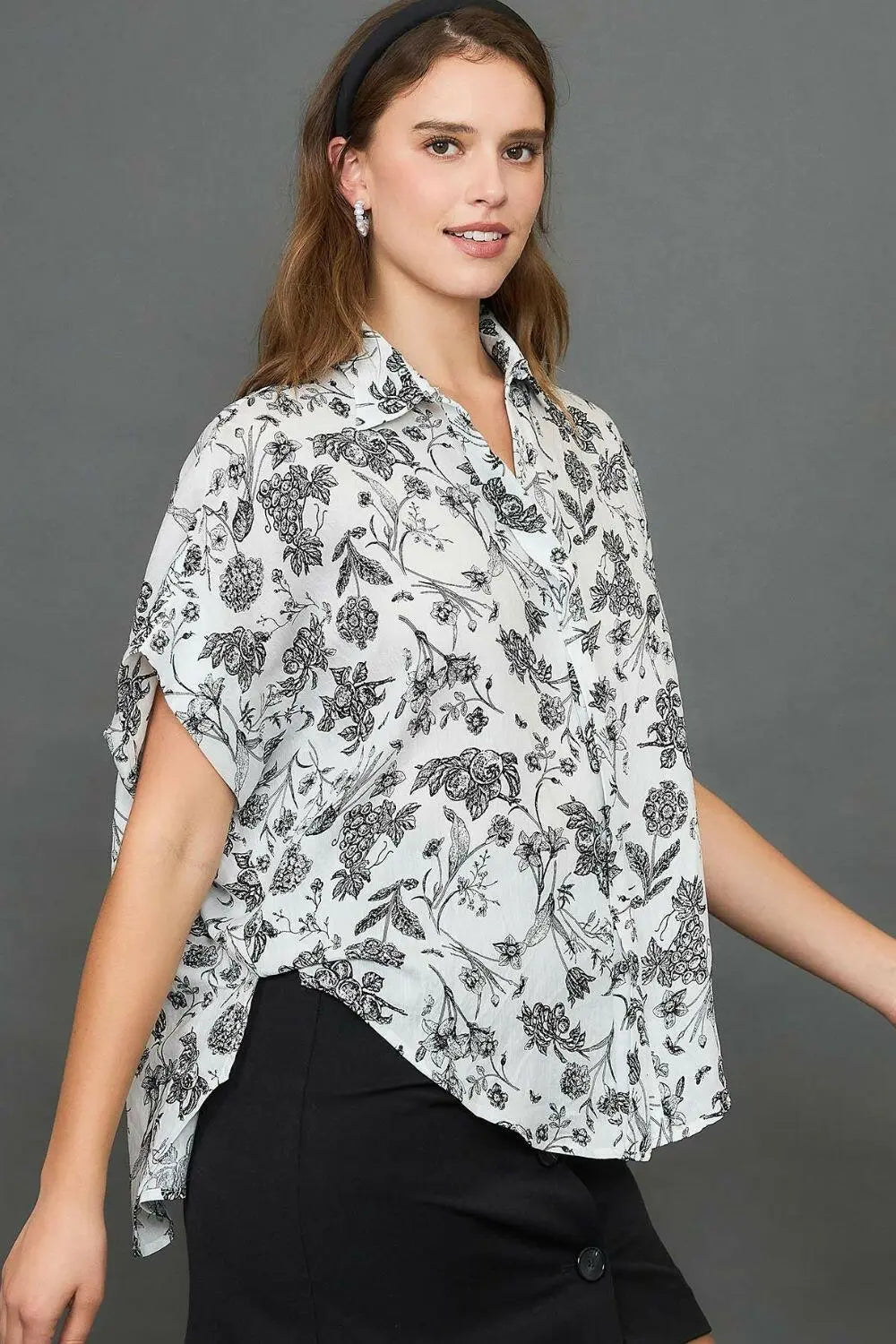 Umgee Full Size Two Tone Floral Print Top Plus Size.
