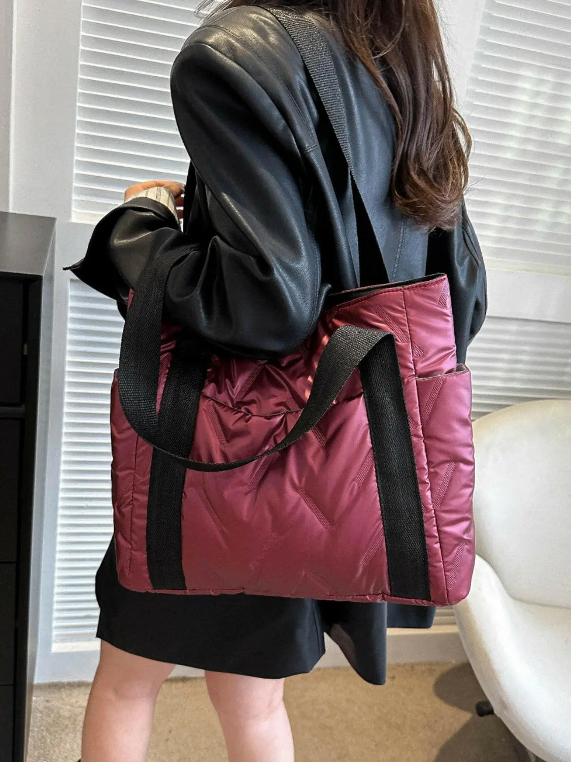 Solid Color Tote Bag with Side Pockets.