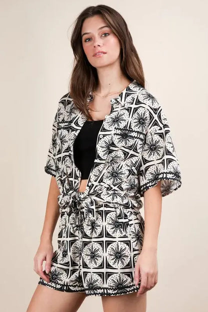 VERY J Plus Size Tropical Printed Shirt Top & Shorts Set.