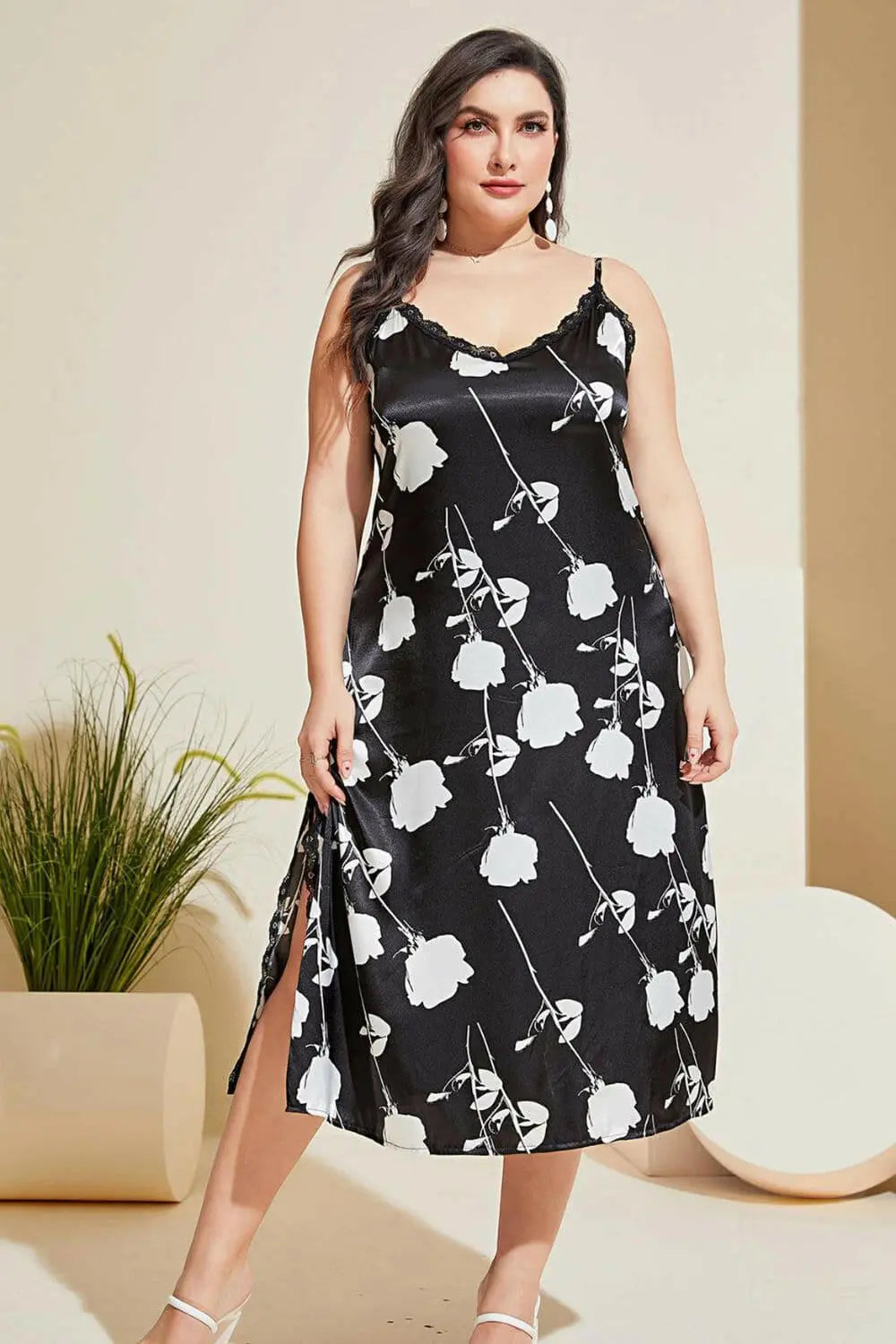 Plus Size Floral Lace Trim Side Slit Night Dress.