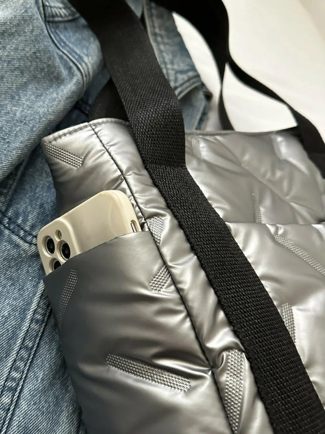 Solid Color Tote Bag with Side Pockets.