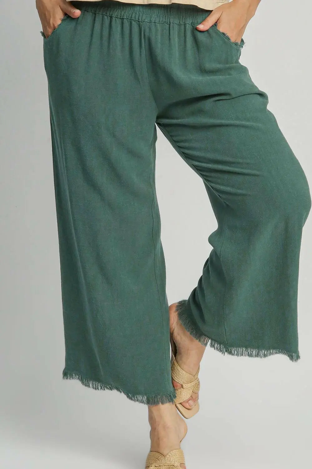 Umgee Full Size Linen Blend Elastic Waistband Wide Leg Pants Plus Size.