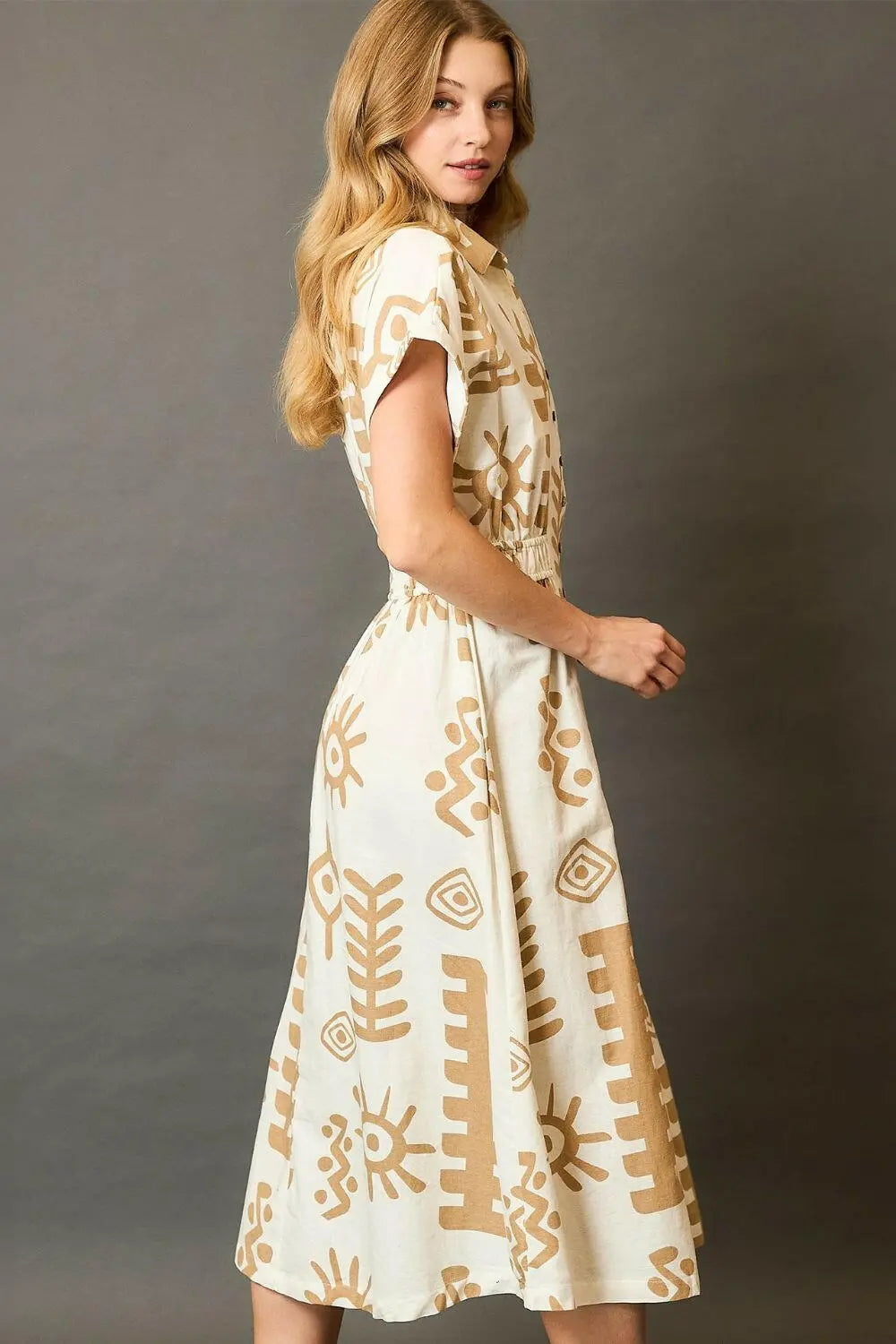 Umgee Full Size Abstract Print Elastic Waist Midi Dress Plus Size.