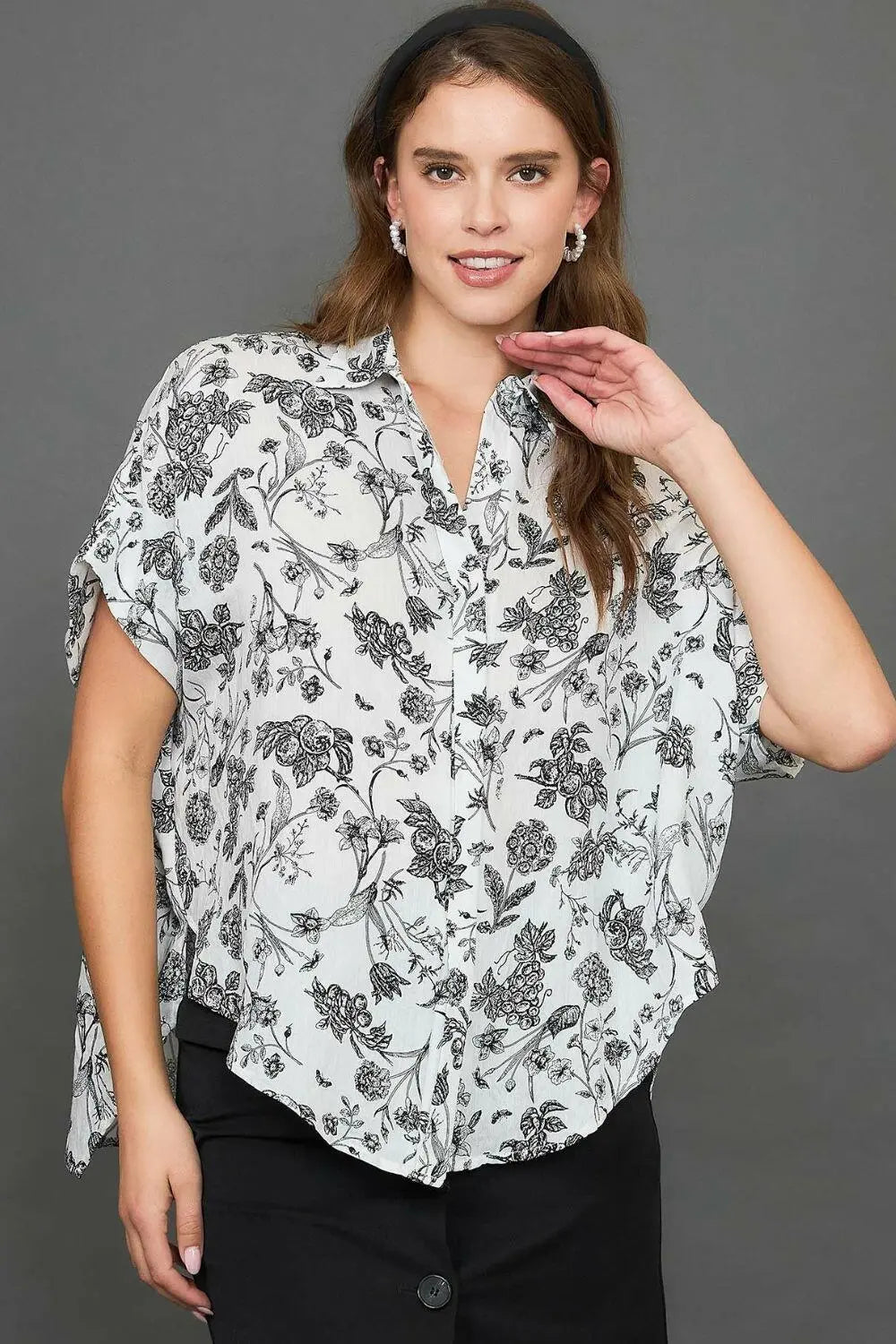 Umgee Full Size Two Tone Floral Print Top Plus Size.