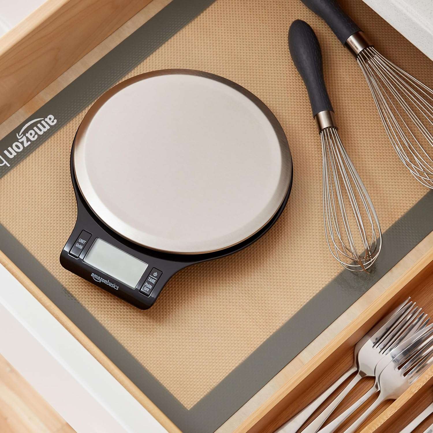 LCD Kitchen Scale - Black & Steel