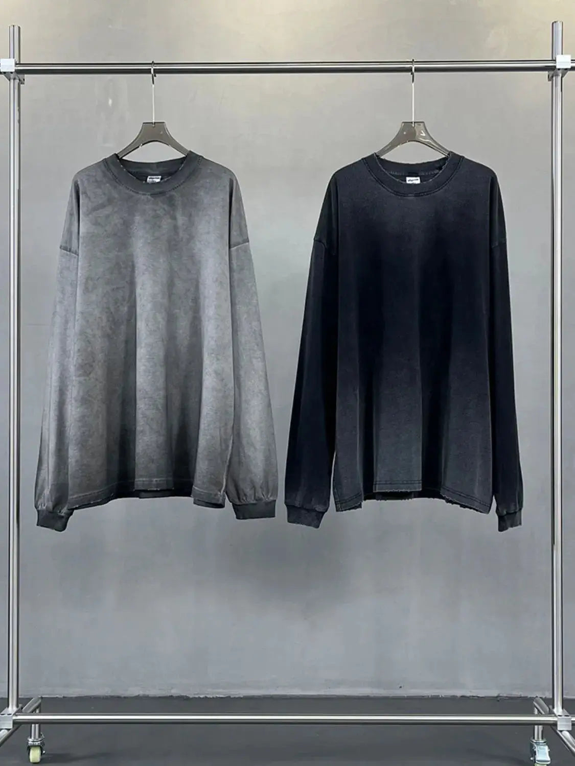 Men's Round Neck Gradient T-Shirt.