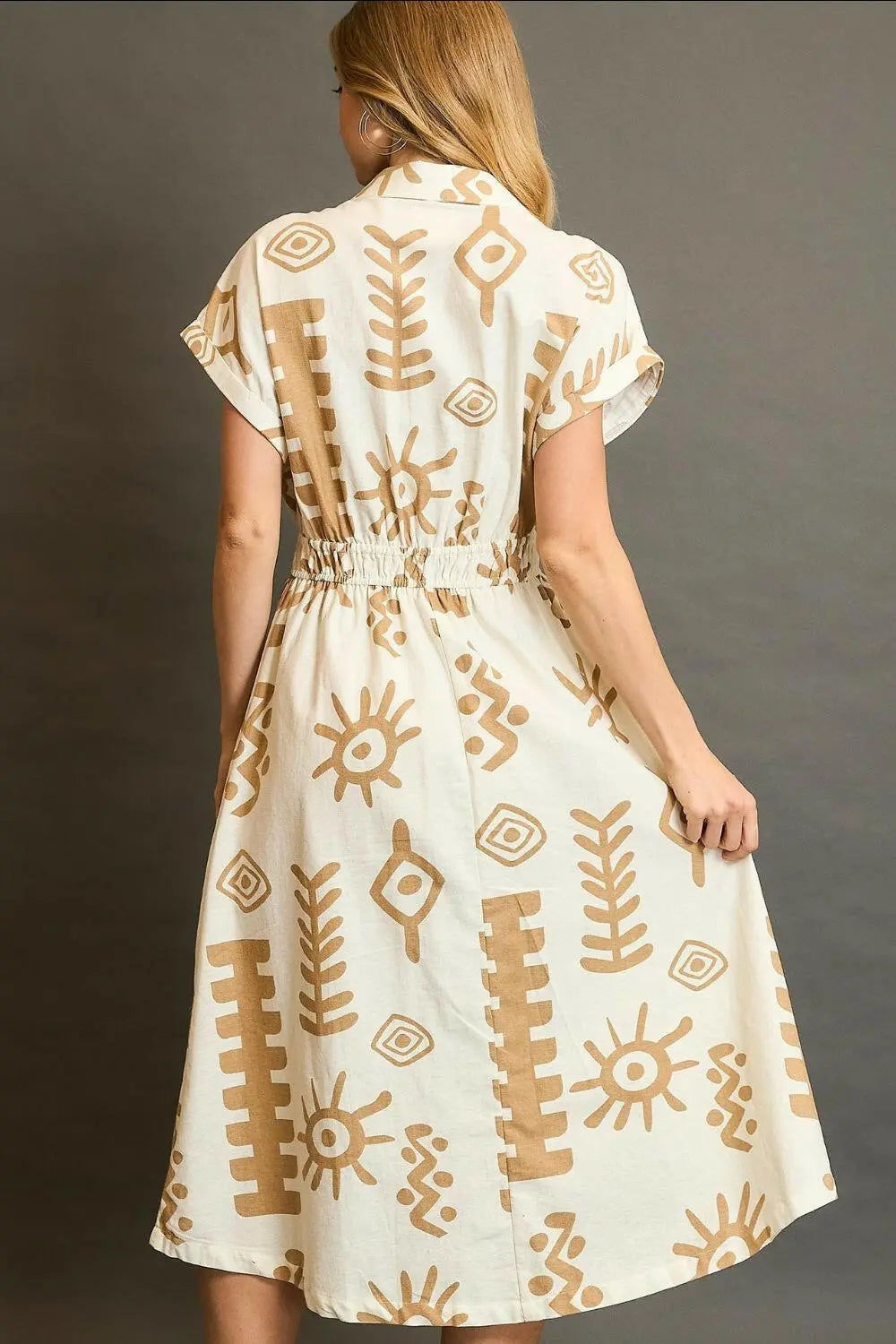 Umgee Full Size Abstract Print Elastic Waist Midi Dress Plus Size.