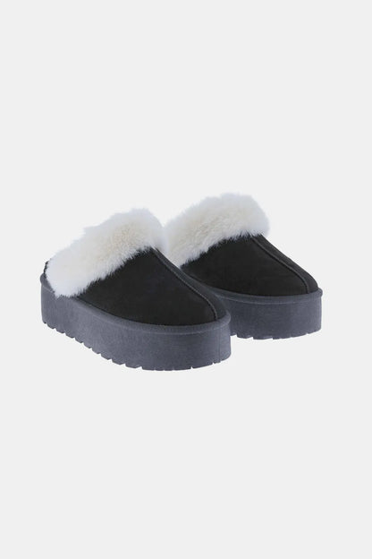 Weeboo Thick Bottom Fur Trim Snow Slippers - Premium Bottoms from Trendsi - Just $26.20! Shop now at Handbags Specialist Headquarter