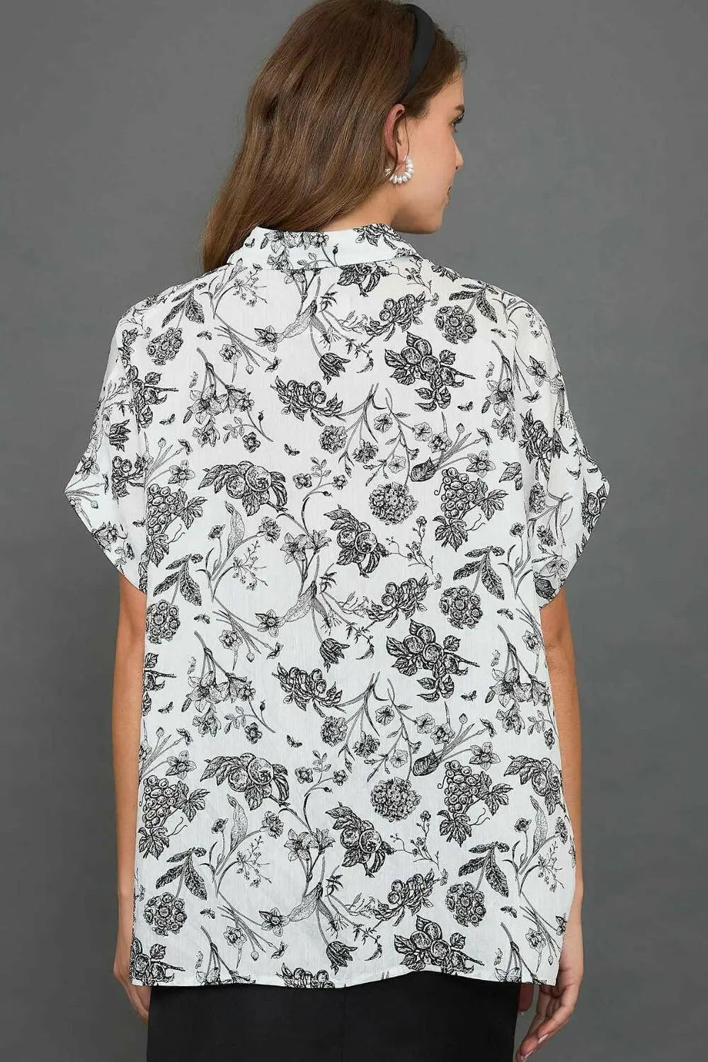 Umgee Full Size Two Tone Floral Print Top Plus Size.