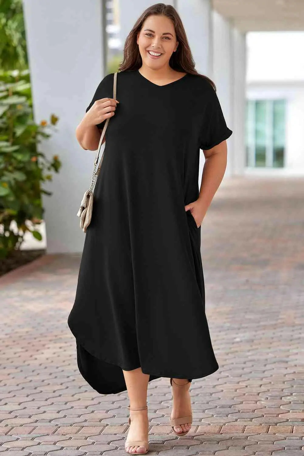 Plus Size V-Neck Short Sleeve Maxi Dress.
